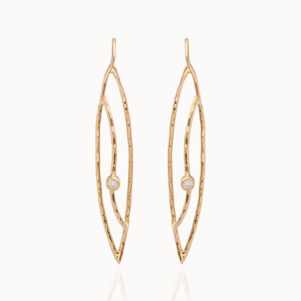Diamond earrings crafted from 18-karat gold with two brilliant cut diamonds.