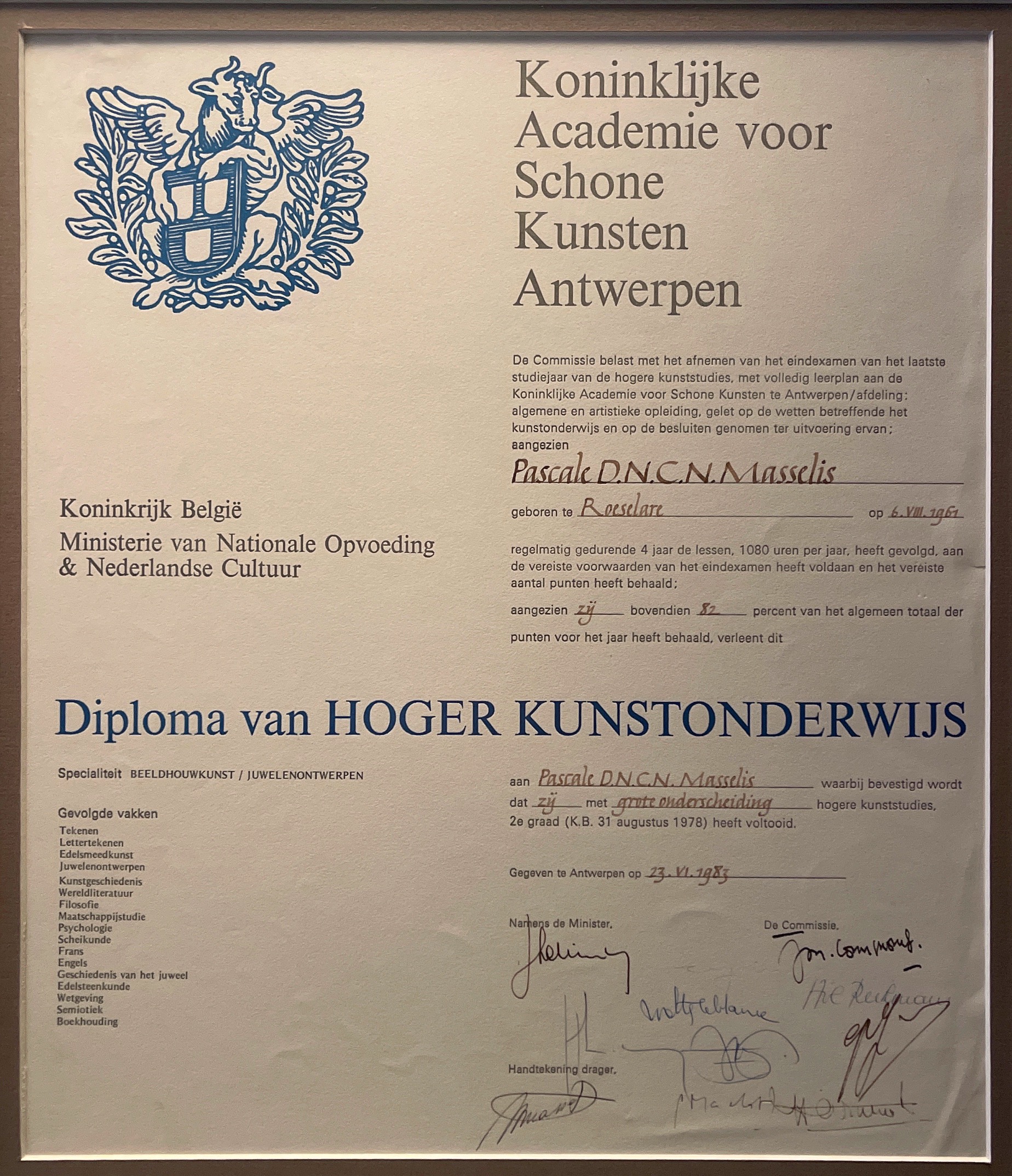 Diploma Pascale Masselis van de Koninklijke Academie van Schone Kunsten te Antwerpen.