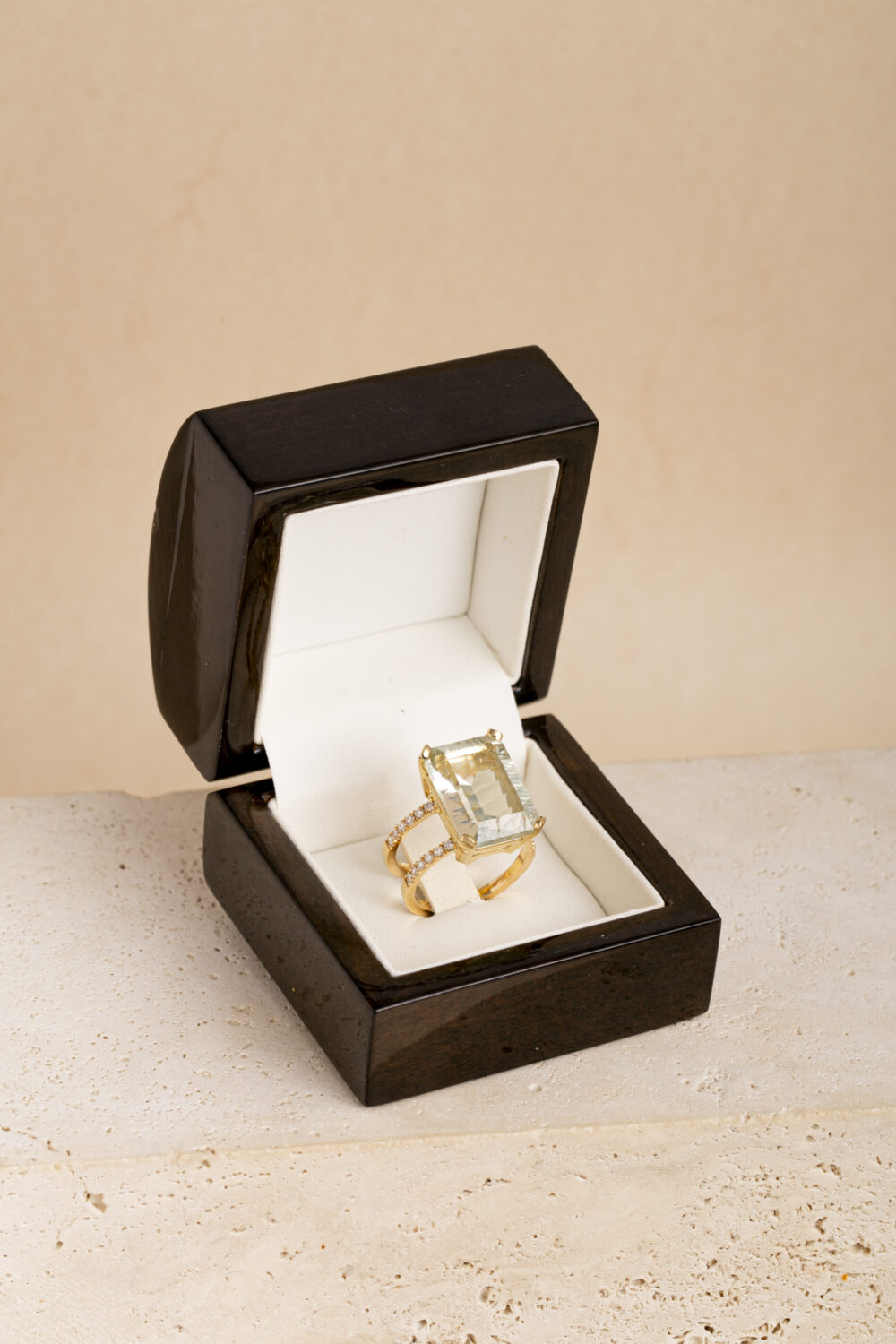 Prasiolith and diamond ring